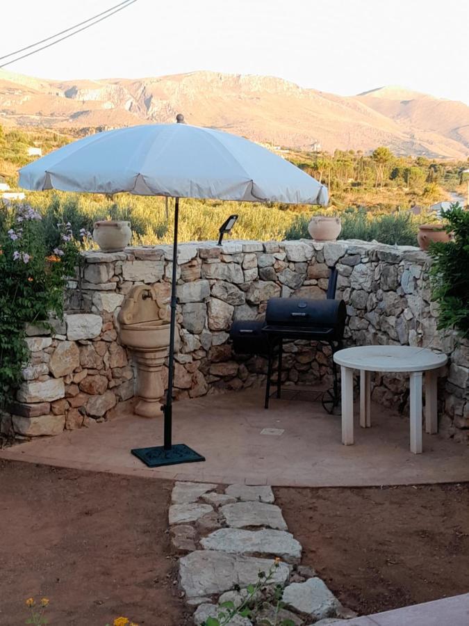 Mediterraneo 카스텔라마레델골포 외부 사진